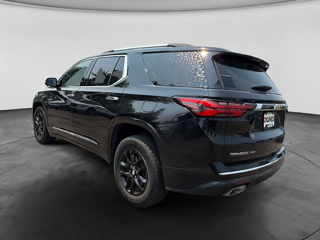 Used 2023 Chevrolet Traverse Premier AWD/4WD image 7