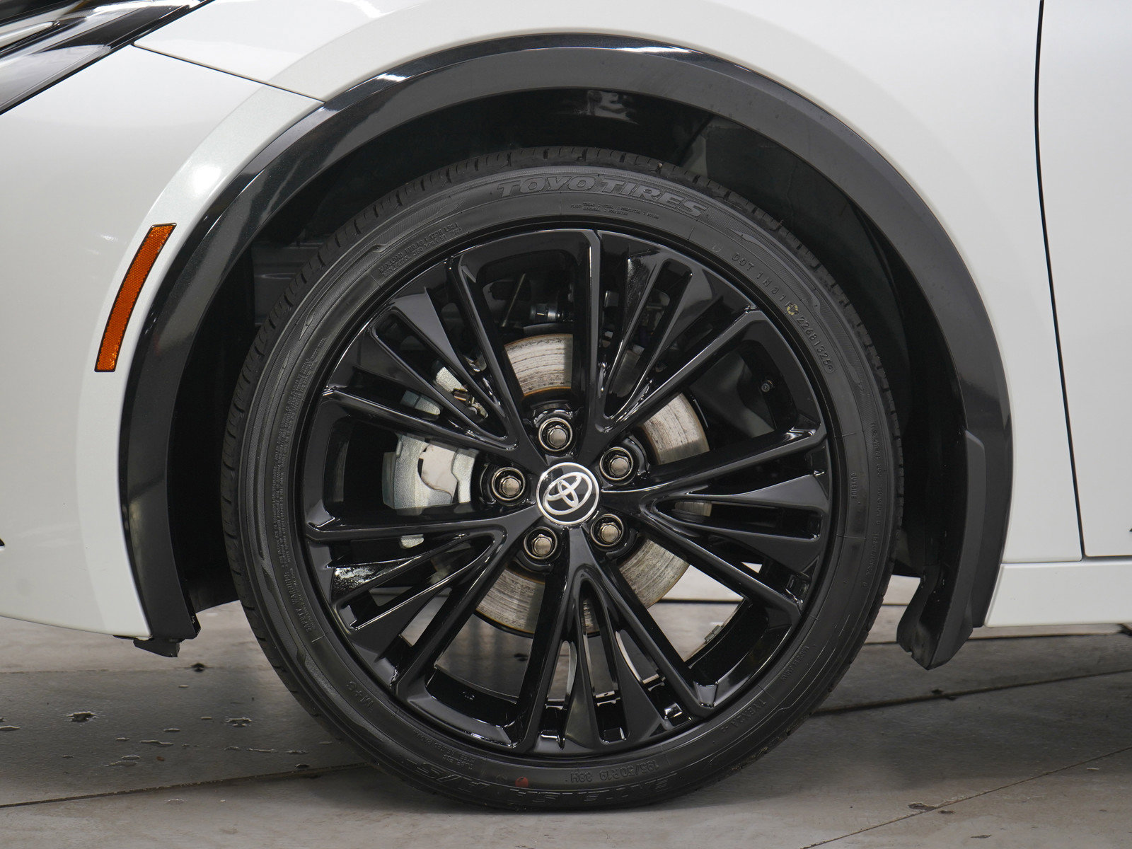 Used 2025 Toyota Prius Nightshade image 28