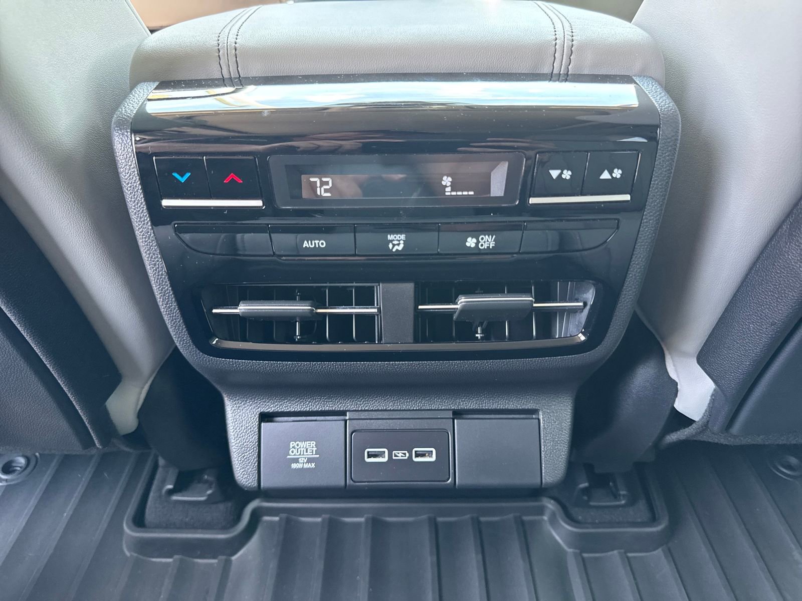 Used 2023 Acura MDX SH-AWD w/ Technology Package image 40