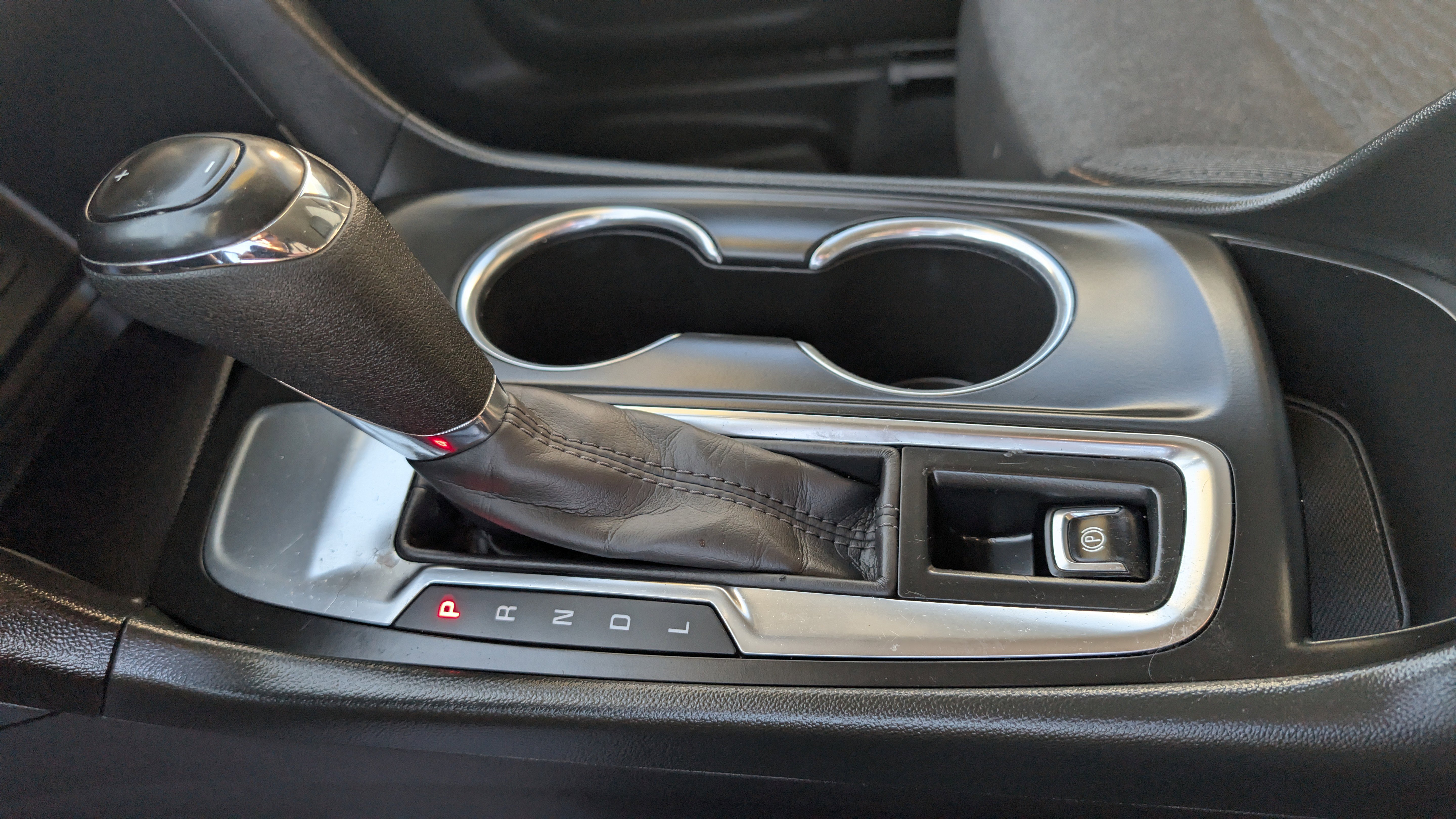 Used 2021 Chevrolet Equinox LT image 25