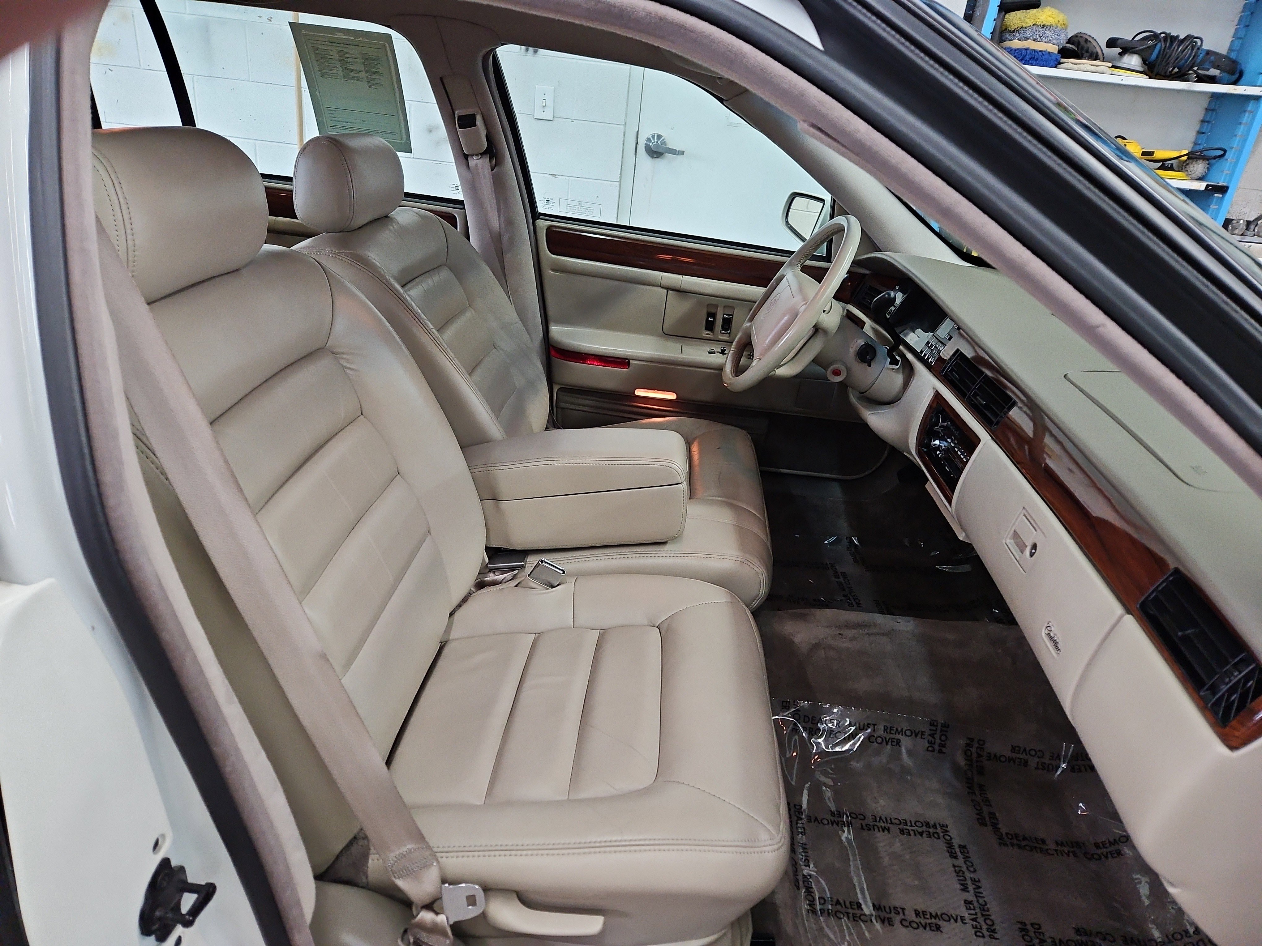 Used 1994 Cadillac De Ville Sedan image 9