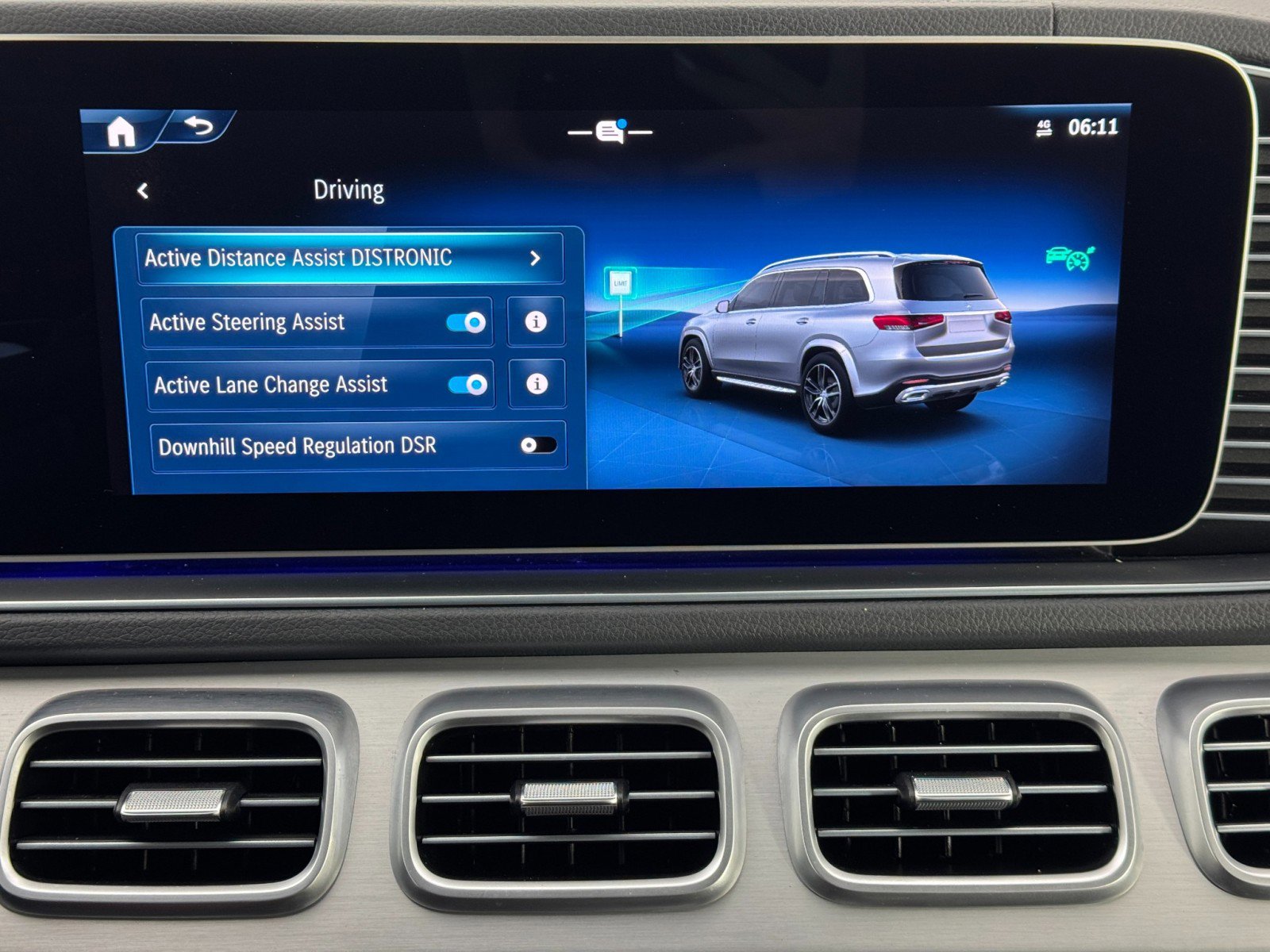 Used 2024 Mercedes-Benz GLS 450 4MATIC image 33