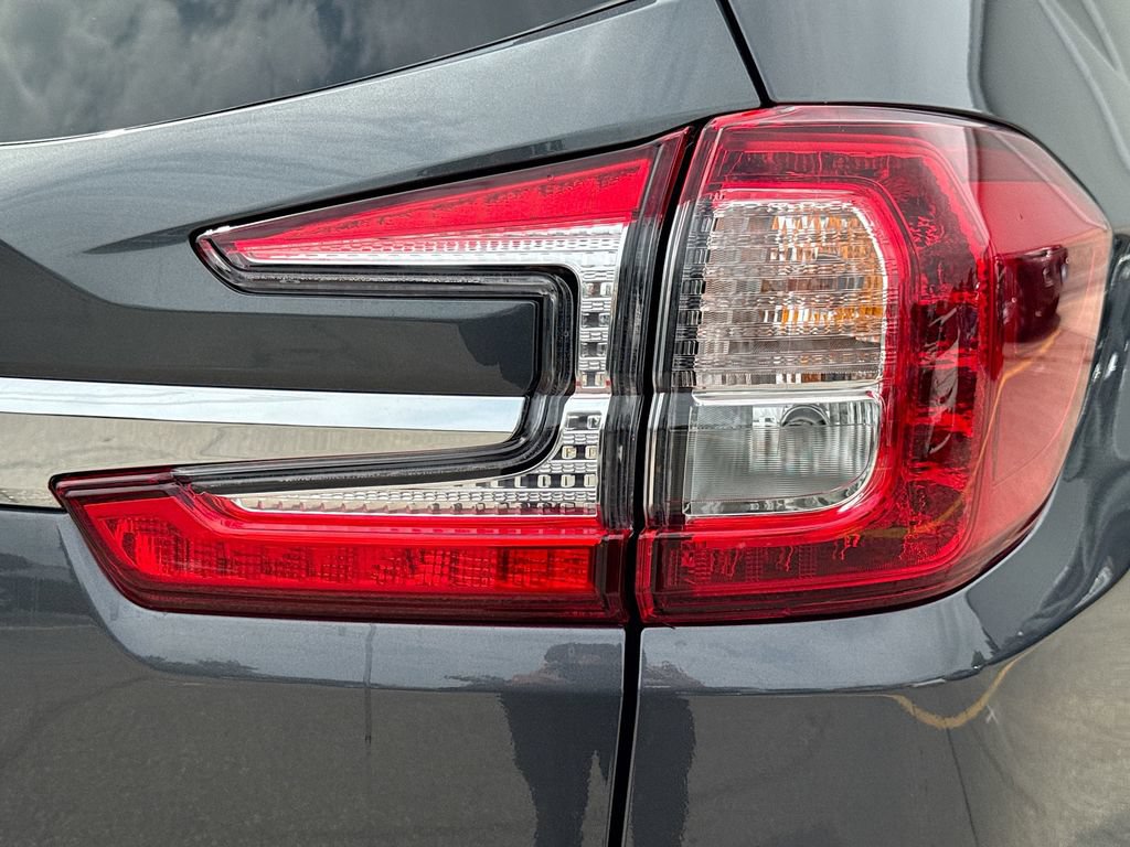 New 2026 Subaru Ascent Limited AWD/4WD image 34
