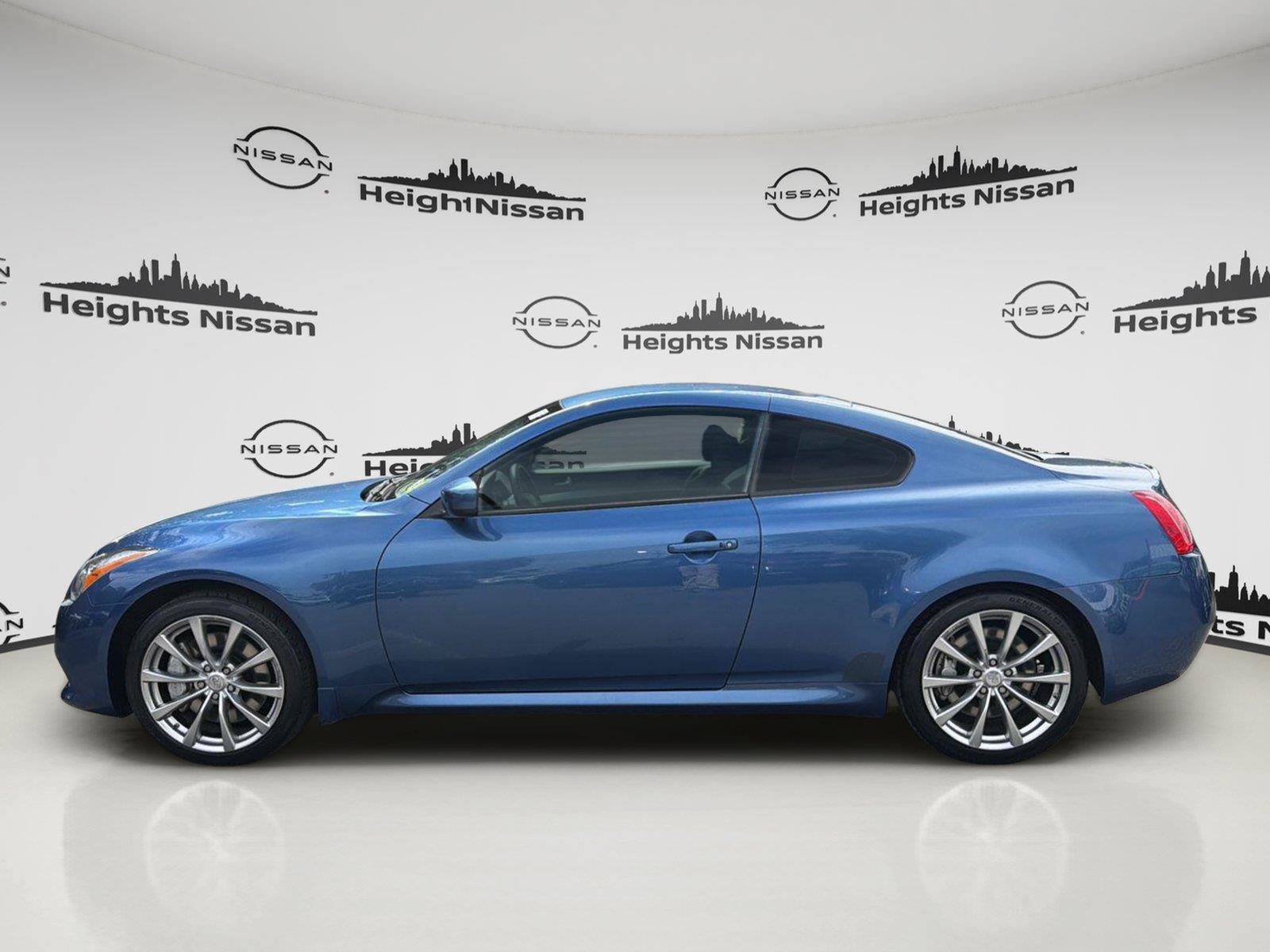 Used 2010 INFINITI G37 Journey w/ Sport Pkg RWD image 2
