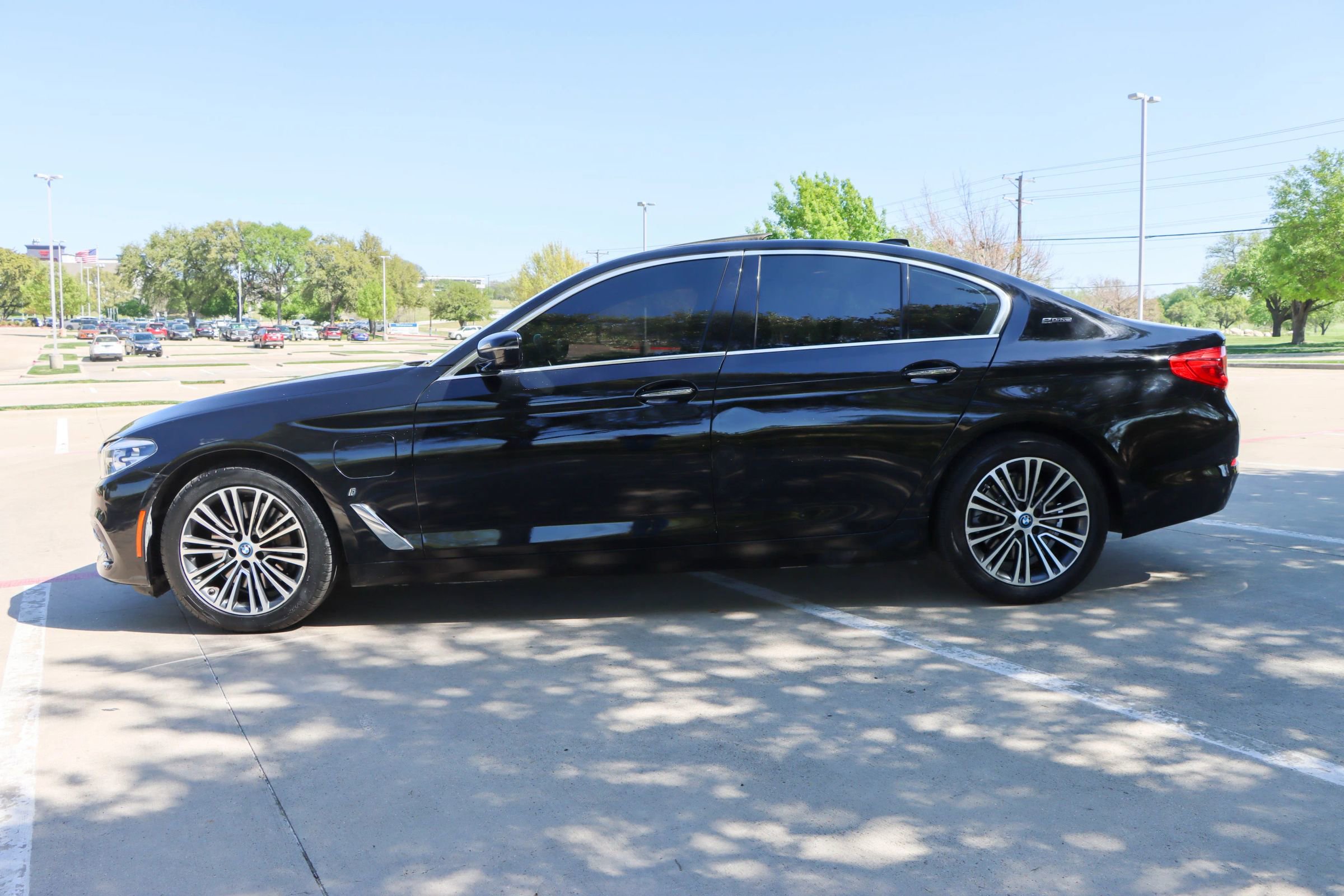 Used 2018 BMW 530e image 4