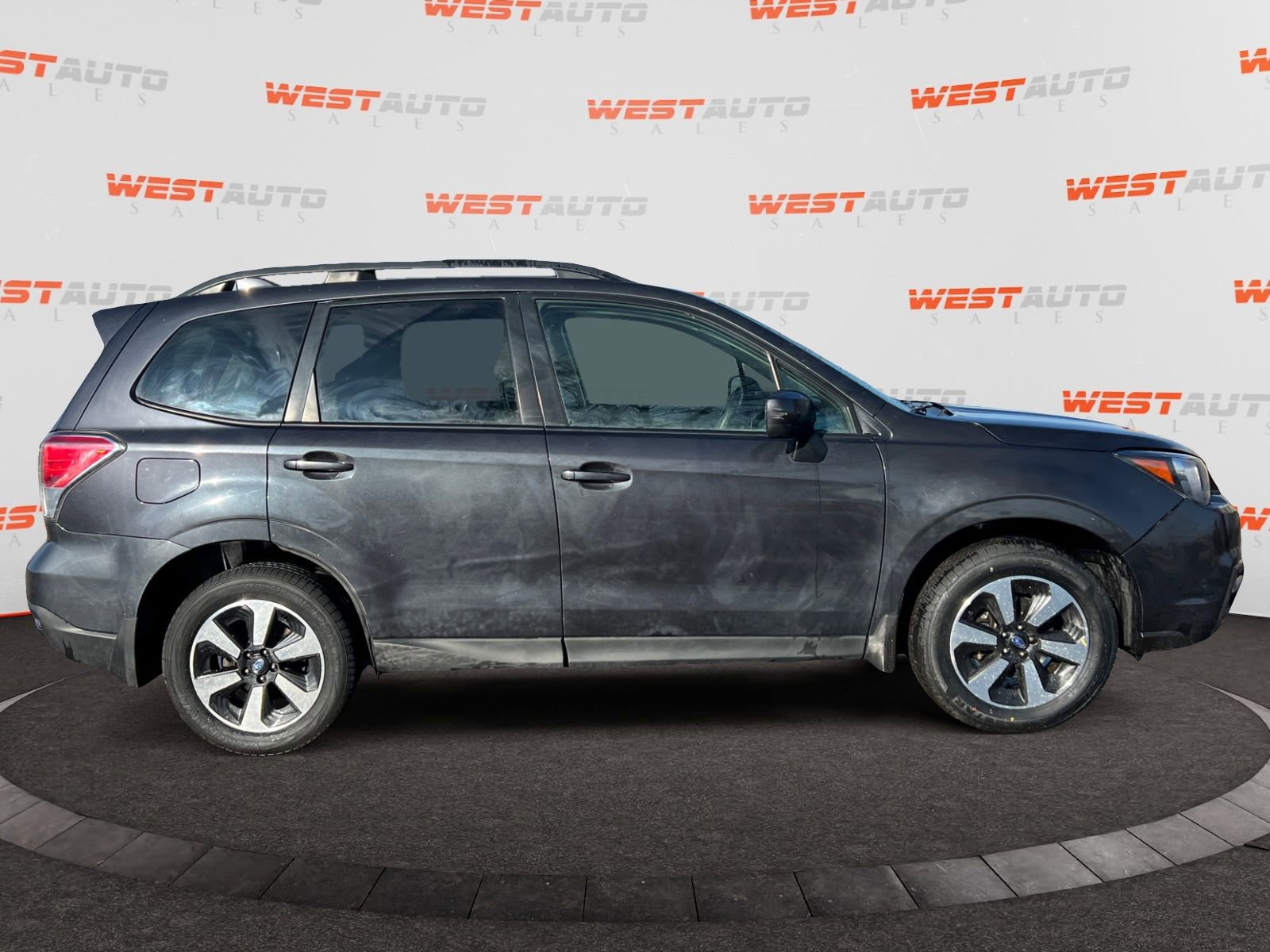Used 2018 Subaru Forester 2.5i Premium AWD/4WD image 6