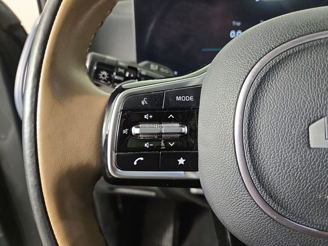 Certified 2024 Kia Sorento SX Prestige w/ Olive Brown Leather Package image 24