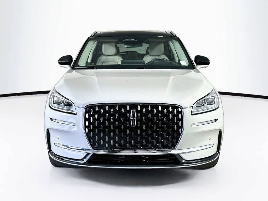 Used 2023 Lincoln Corsair Reserve w/ Equipment Group 202A FWD image 6