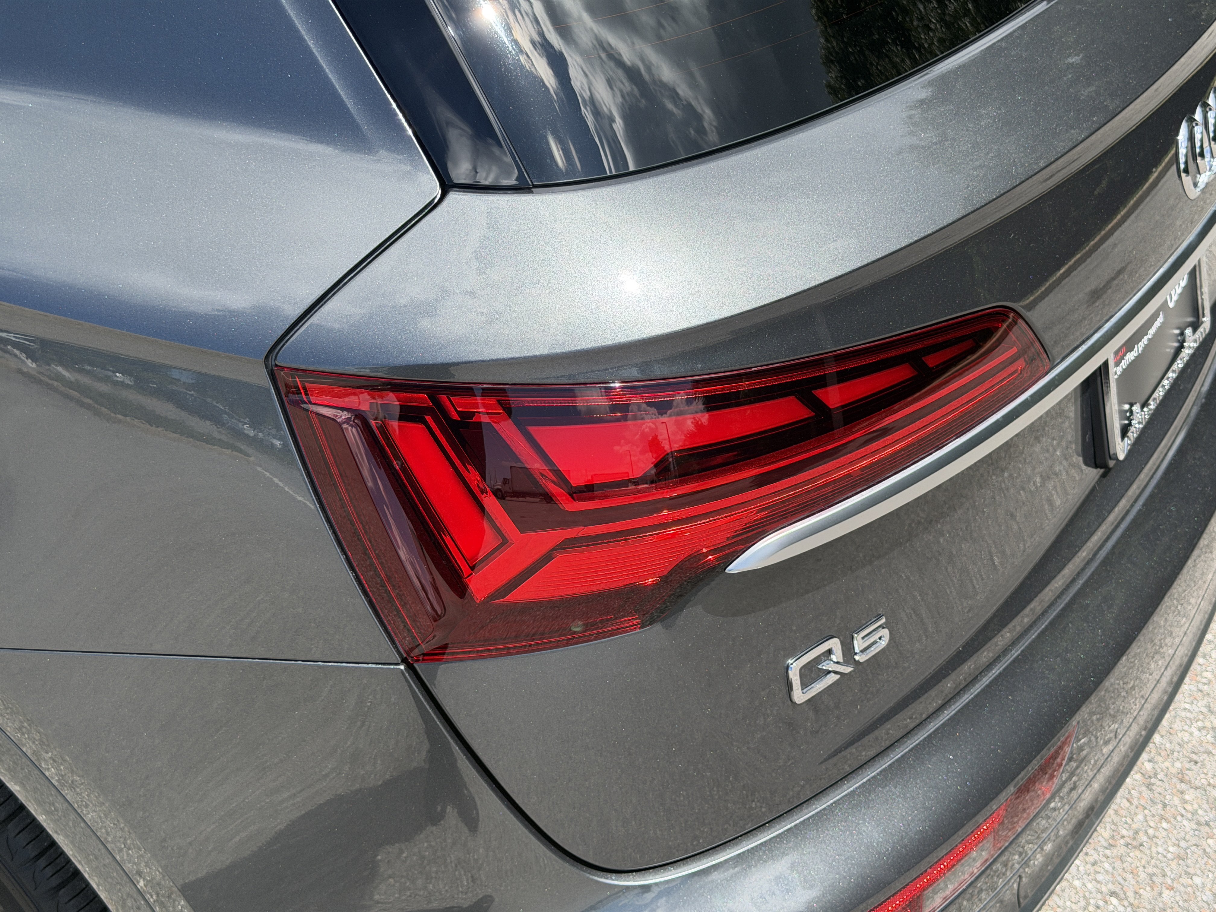 Certified 2023 Audi Q5 2.0T Premium Plus w/ Premium Plus Package AWD/4WD image 10