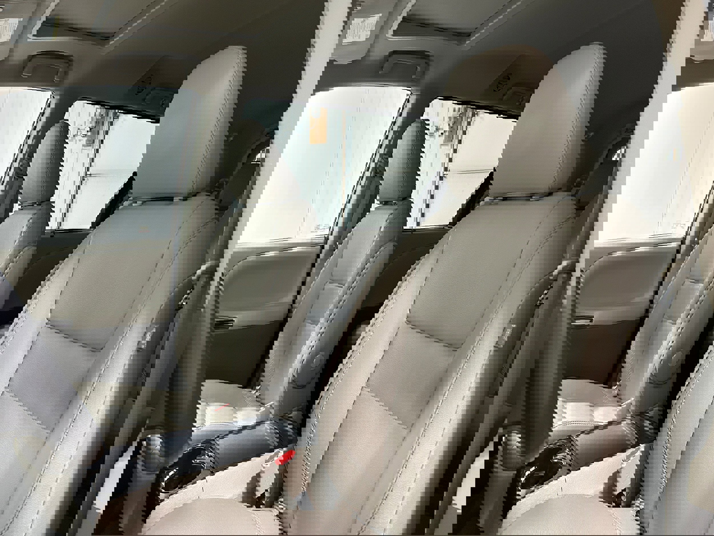 Used 2020 Toyota Sienna XLE w/ XLE Navigation Package image 26