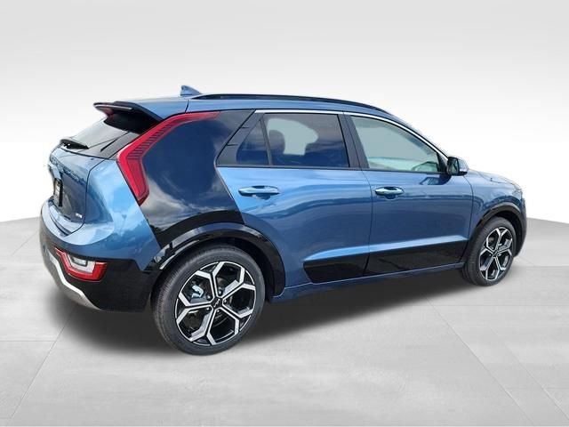 New 2025 Kia Niro SX Touring image 2