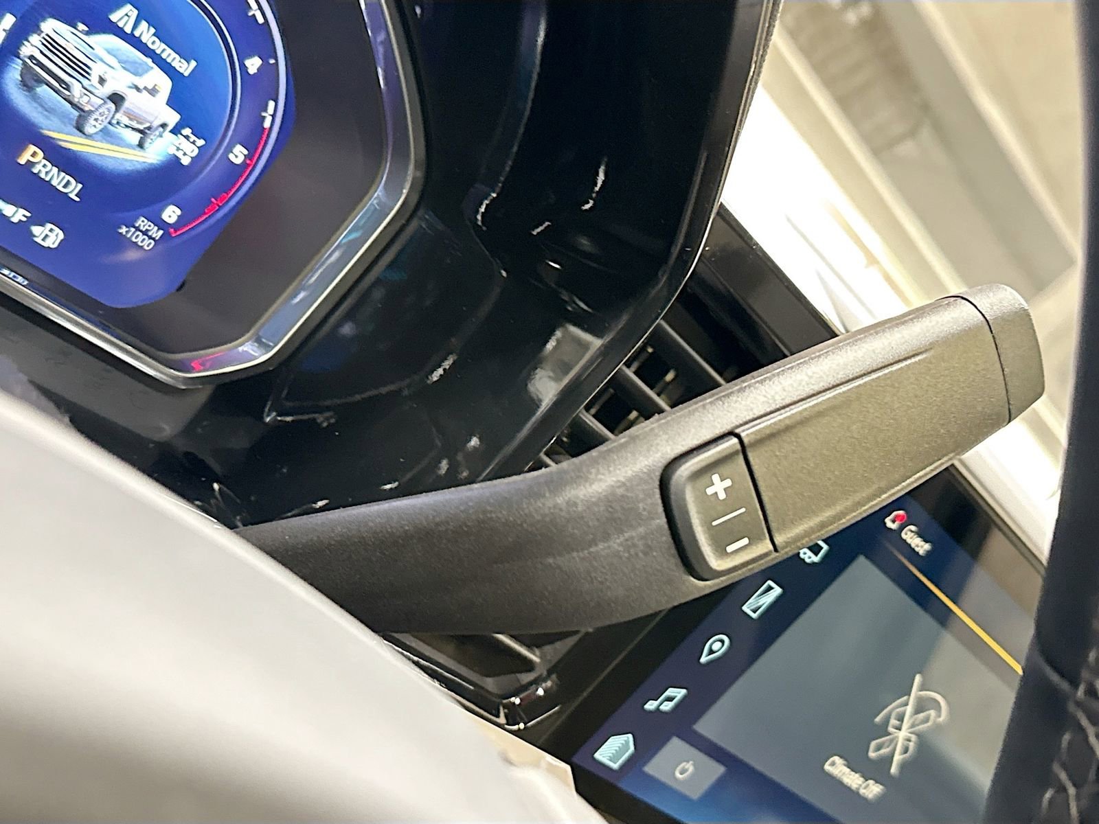 New 2026 Chevrolet Silverado 2500 ZR2 w/ LPO, Dark Essentials Package image 21