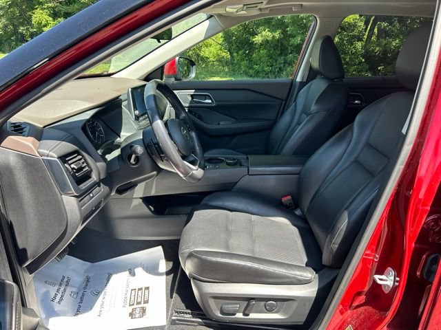 Used 2021 Nissan Rogue SV w/ Premium Package AWD/4WD image 15