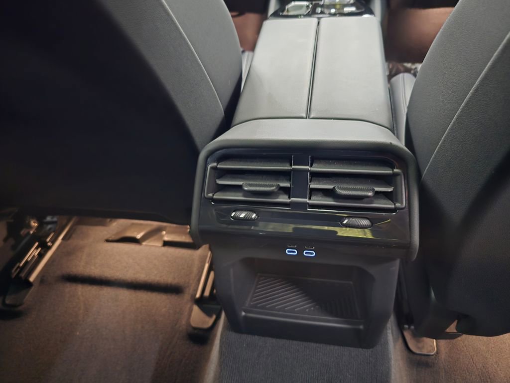 Used 2026 BMW 530i xDrive 530i xDrive image 35