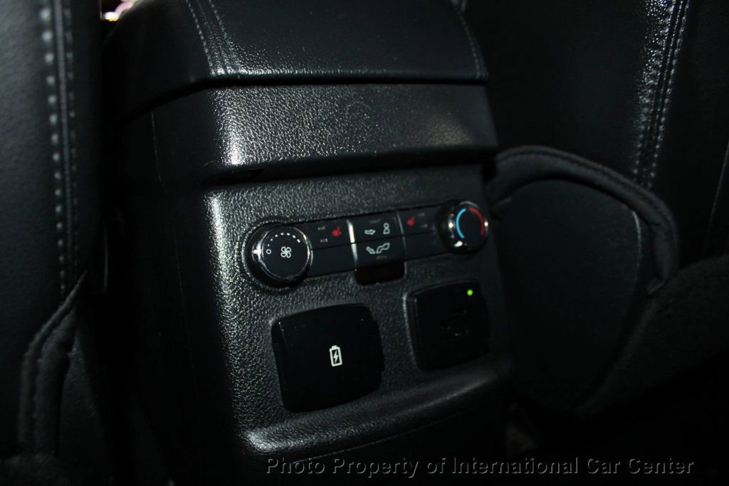 Used 2017 Ford Explorer Limited image 26