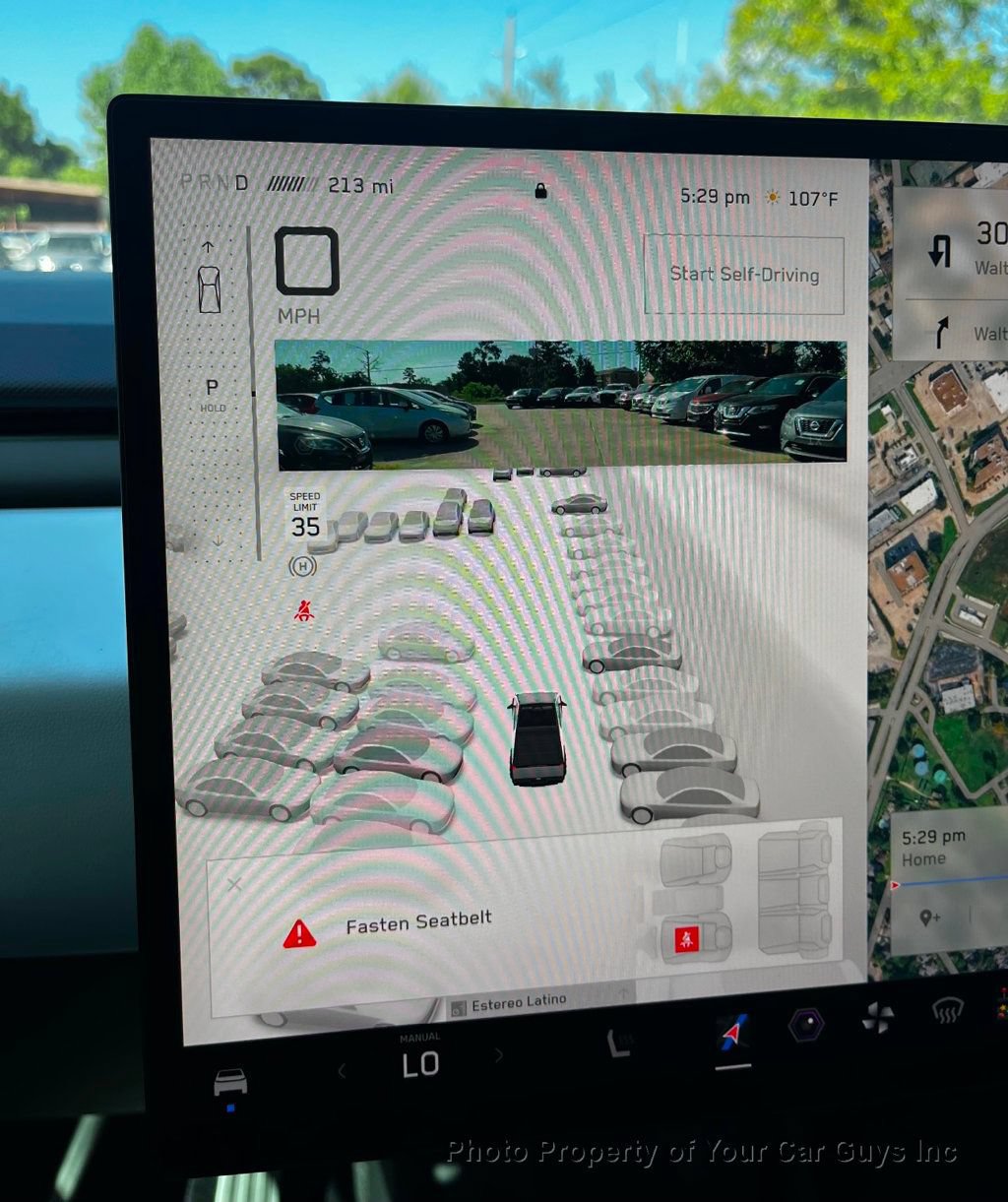 Used 2025 Tesla Cybertruck AWD Crew Cab image 36