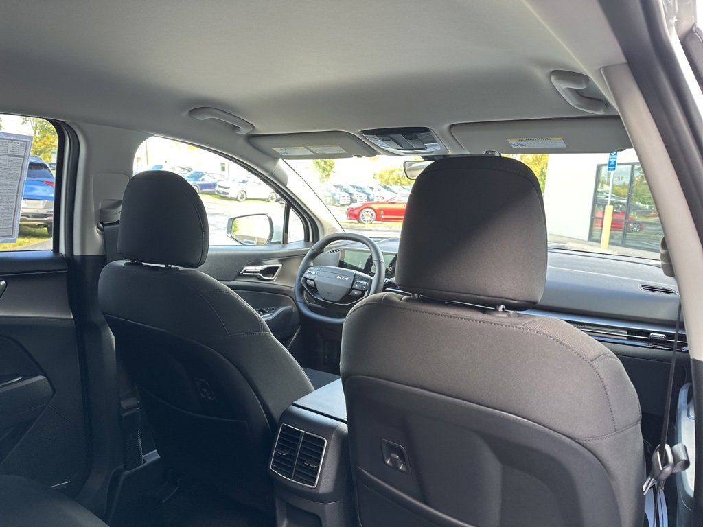 New 2026 Kia Sportage S image 17