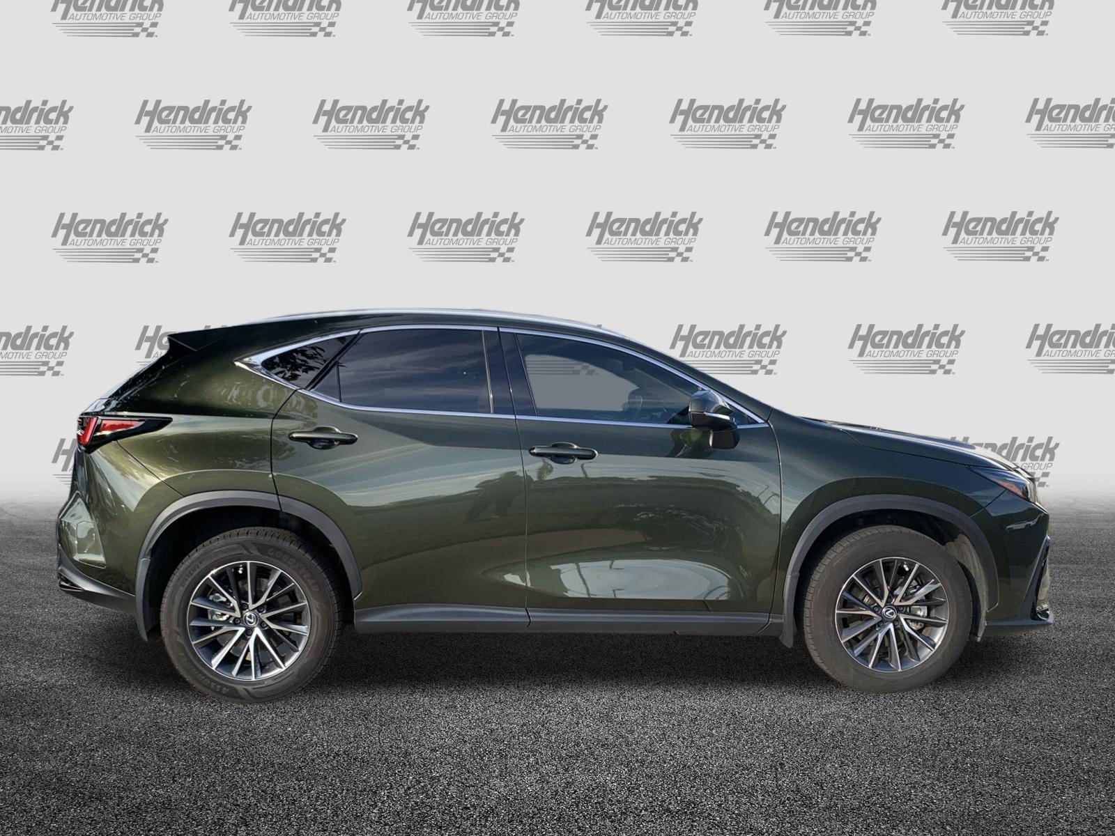 Used 2024 Lexus NX 250 FWD image 11