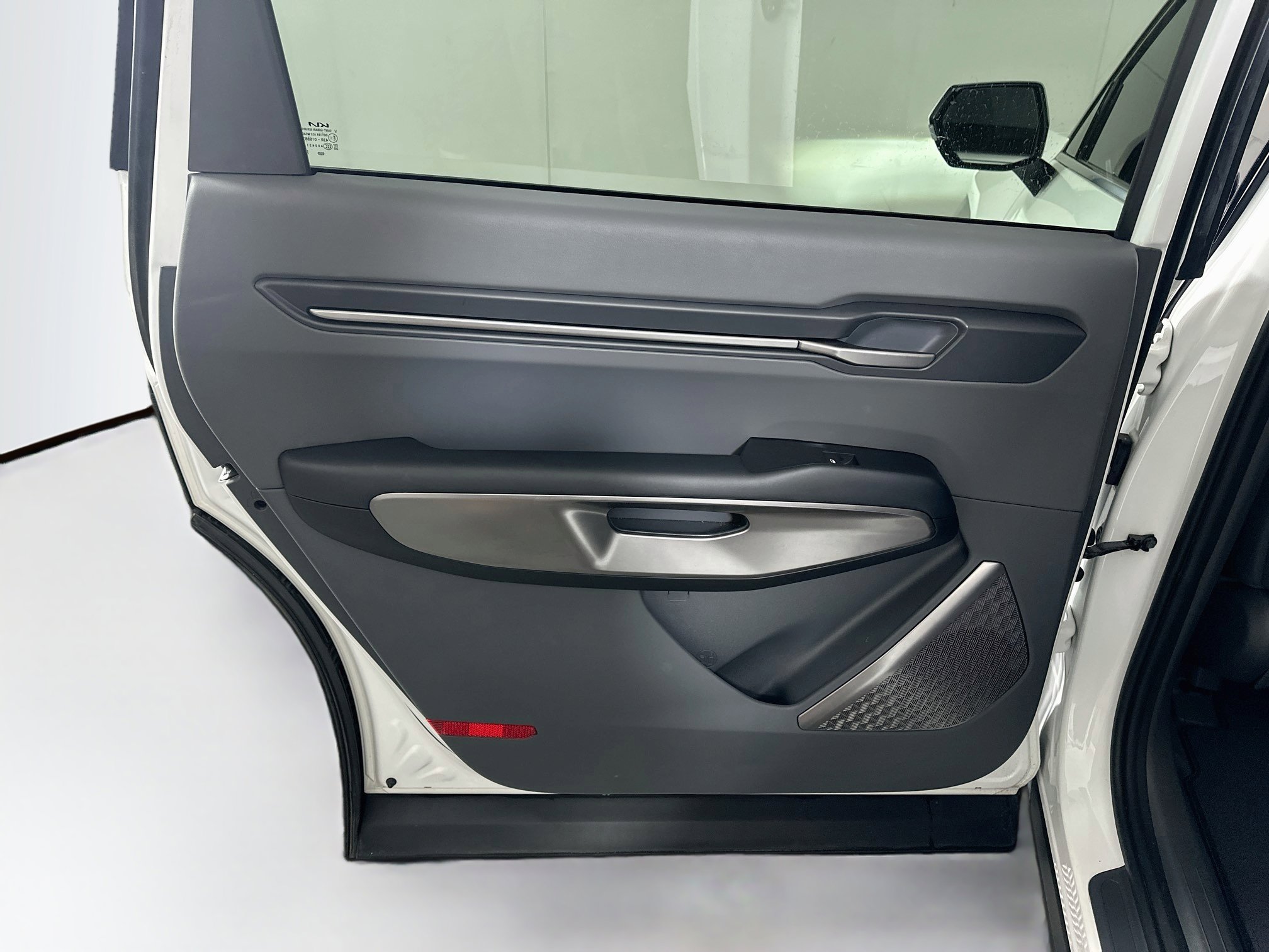 Used 2024 Kia EV9 Light RWD image 27