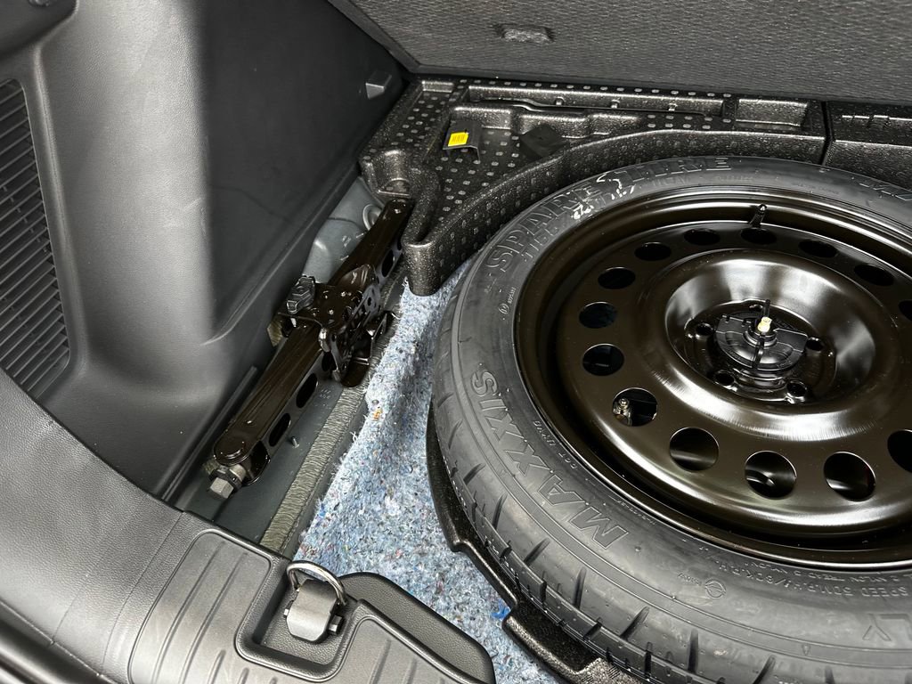 Used 2023 Ford Escape SE image 41