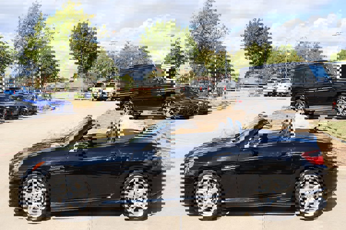 Used 2014 Mercedes-Benz SLK 350 image 6