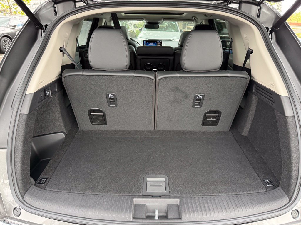 Certified 2026 Acura MDX SH-AWD image 17