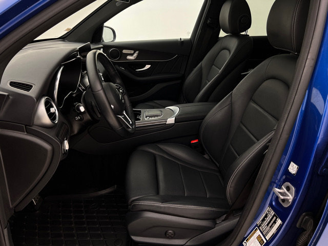 Used 2022 Mercedes-Benz GLC 300 4MATIC image 11