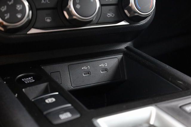 Certified 2025 Nissan Kicks SV image 21