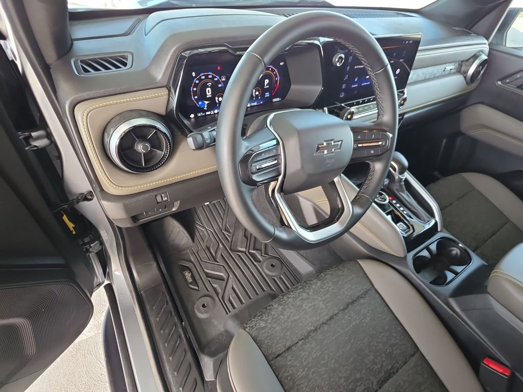 Used 2024 Chevrolet Colorado ZR2 w/ ZR2 Bison Edition image 10