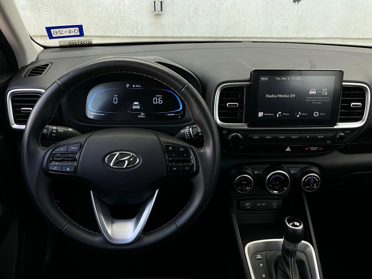 Used 2025 Hyundai Venue SEL image 13