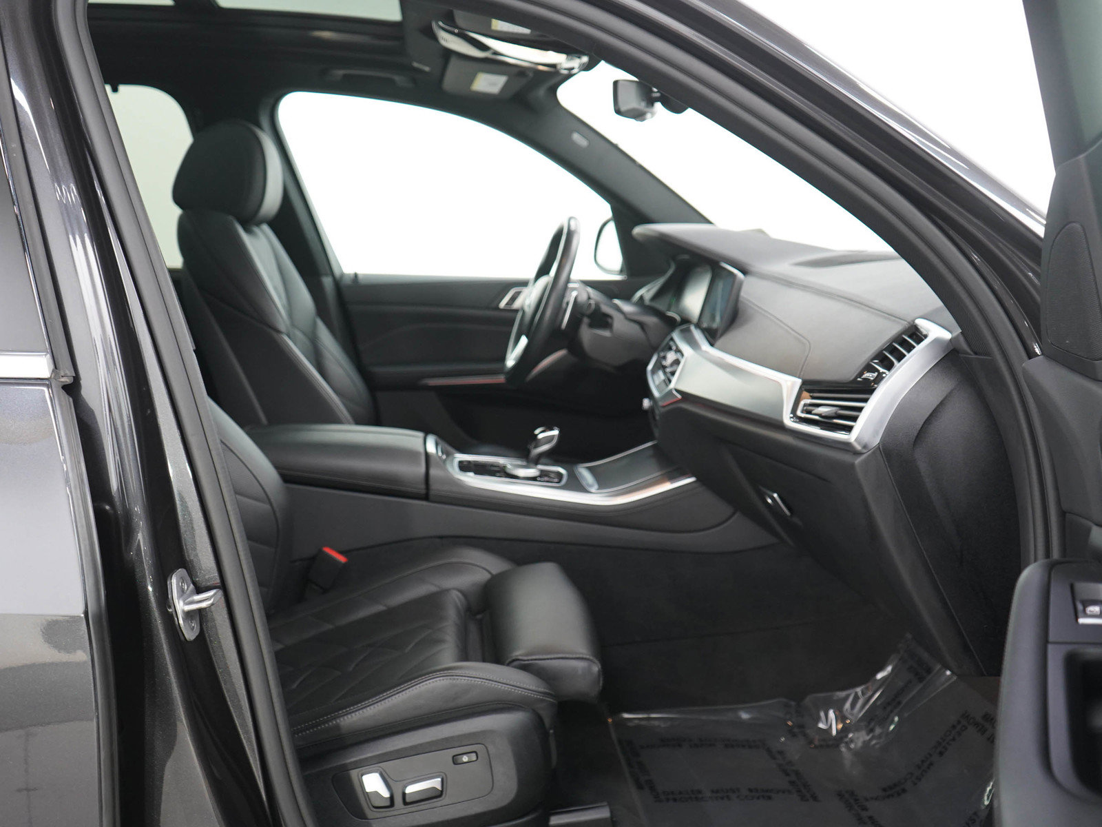 Used 2023 BMW X5 xDrive40i AWD/4WD image 11