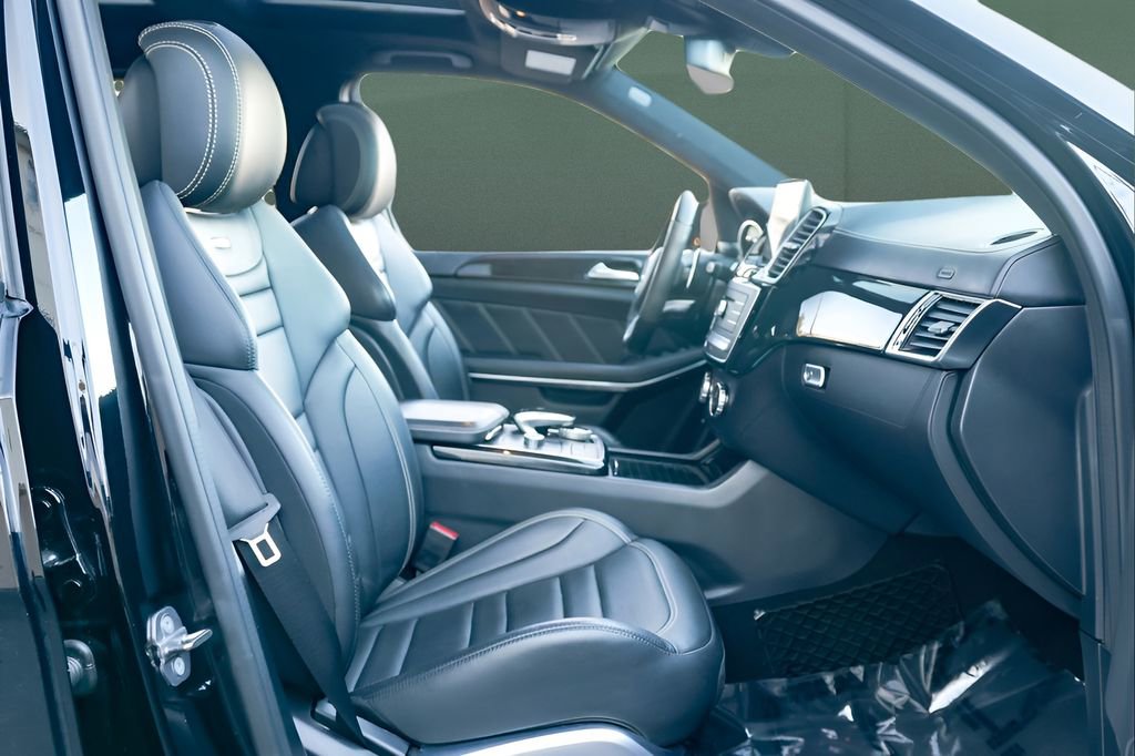 Used 2018 Mercedes-Benz GLS 63 AMG 4MATIC w/ AMG Night Styling Package image 21