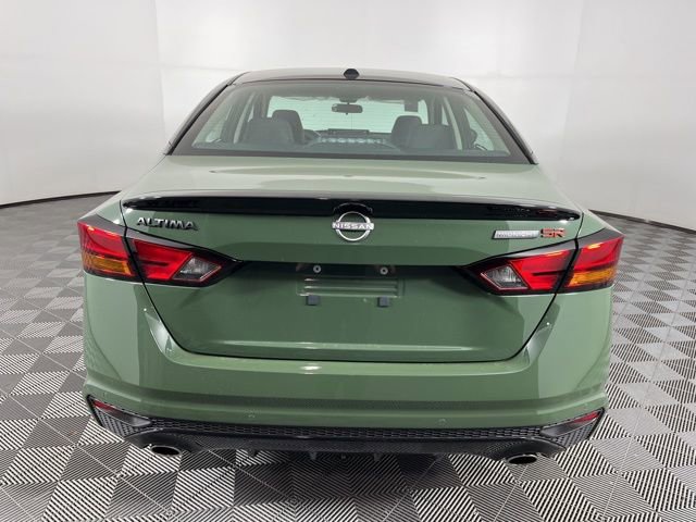New 2026 Nissan Altima 2.5 SR w/ SR Midnight Edition Package FWD image 10