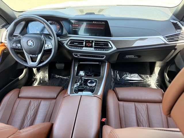 Used 2023 BMW X5 xDrive40i w/ Executive Package AWD/4WD image 16