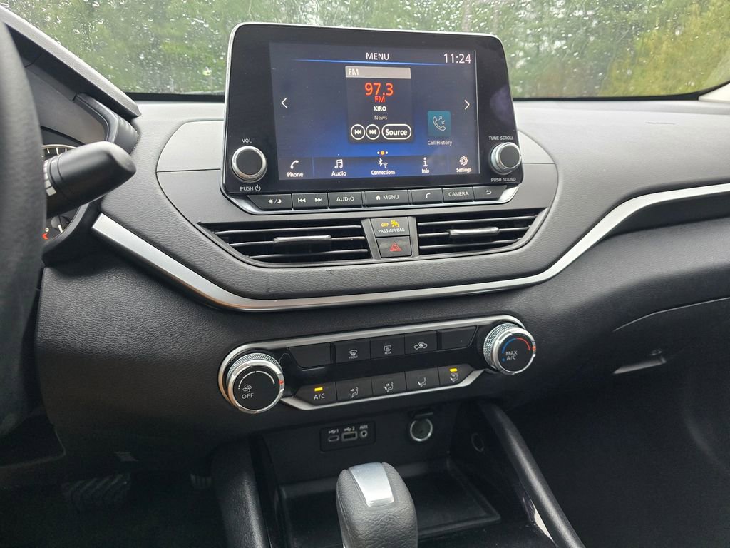 Used 2021 Nissan Altima 2.5 SV image 18