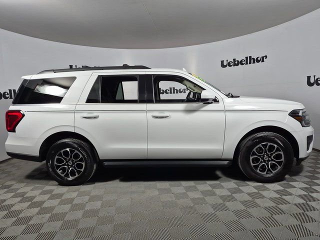 Used 2022 Ford Expedition XLT image 8