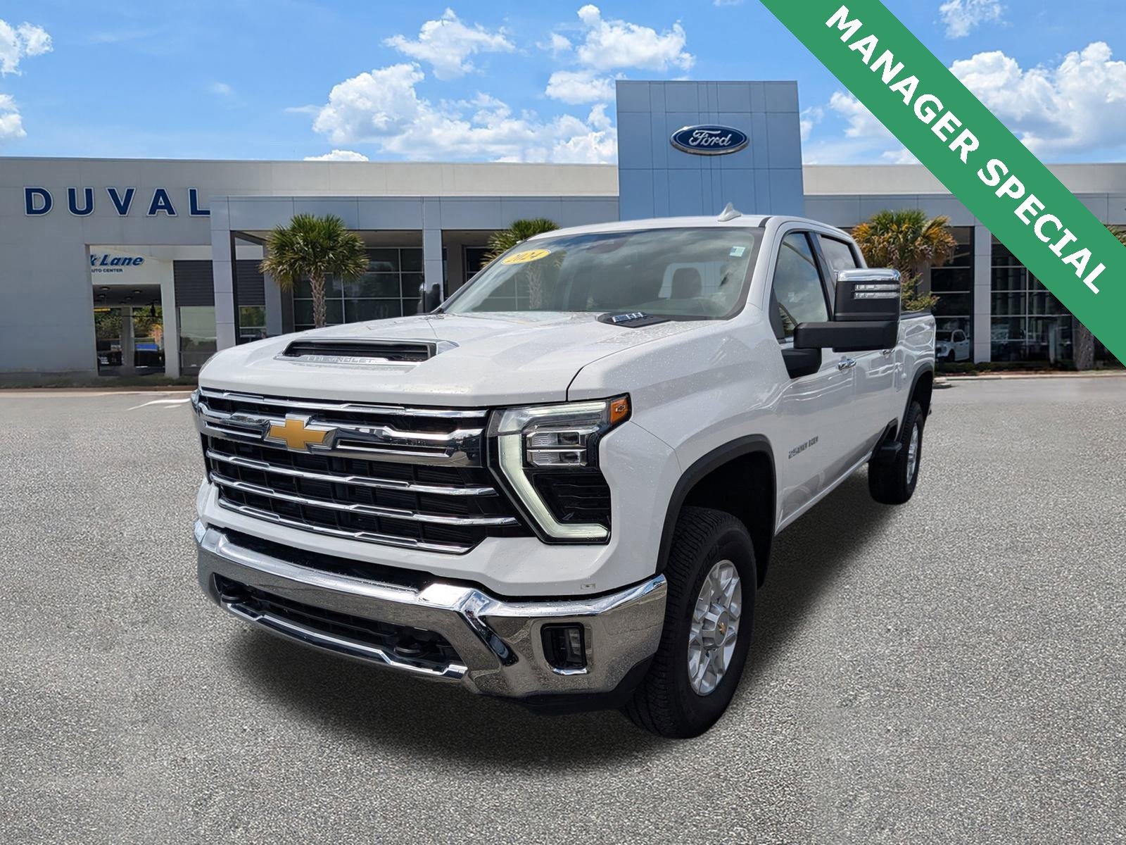 Used 2024 Chevrolet Silverado 2500 LTZ image 7