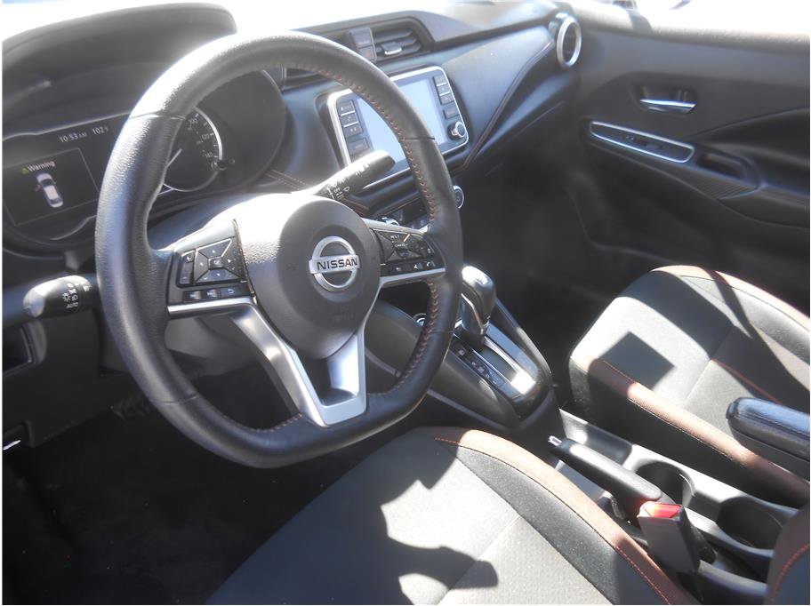 Used 2020 Nissan Versa SR image 6