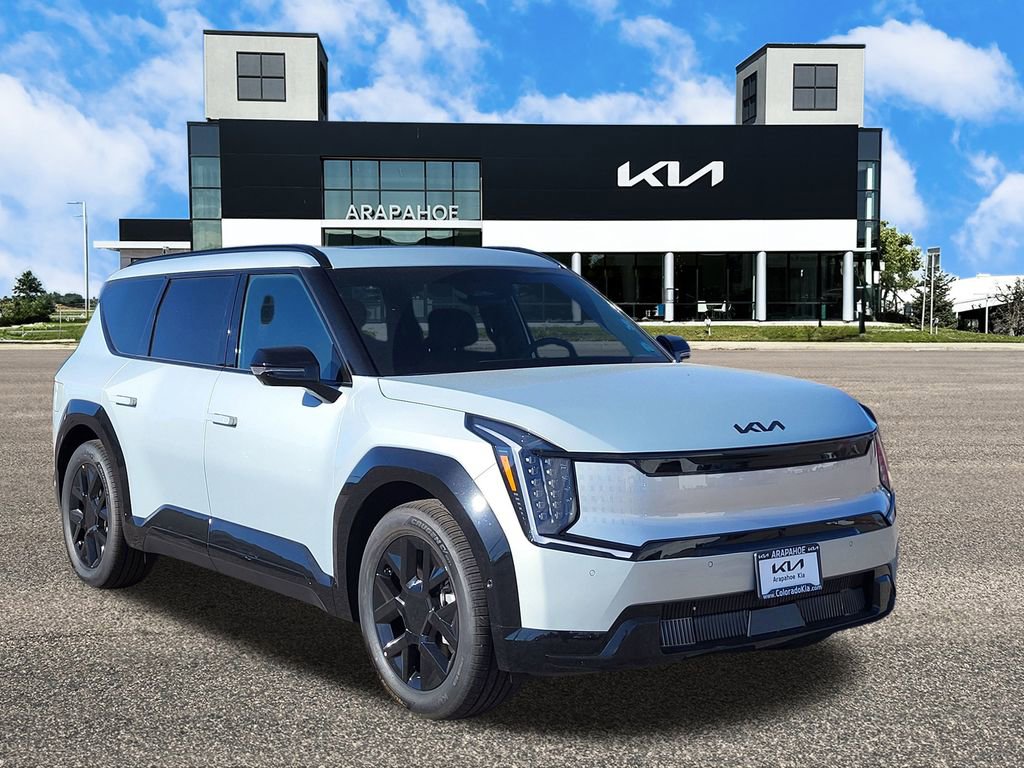 New 2026 Kia EV9 Land w/ Nightfall Edition Package image 2