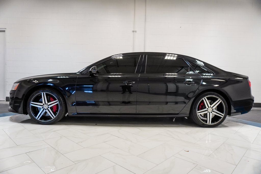 Used 2017 Audi A8 L 4.0T w/ Driver Assistance Package image 40