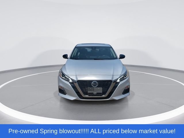 Used 2020 Nissan Altima 2.5 SR w/ Premium Package AWD/4WD image 3