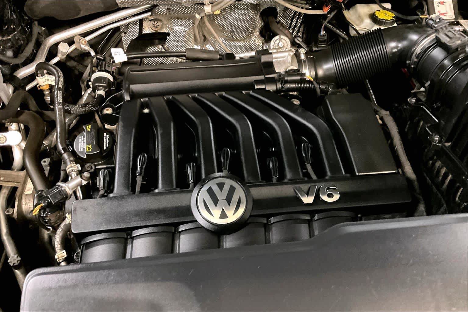 Used 2018 Volkswagen Atlas SEL AWD/4WD image 33