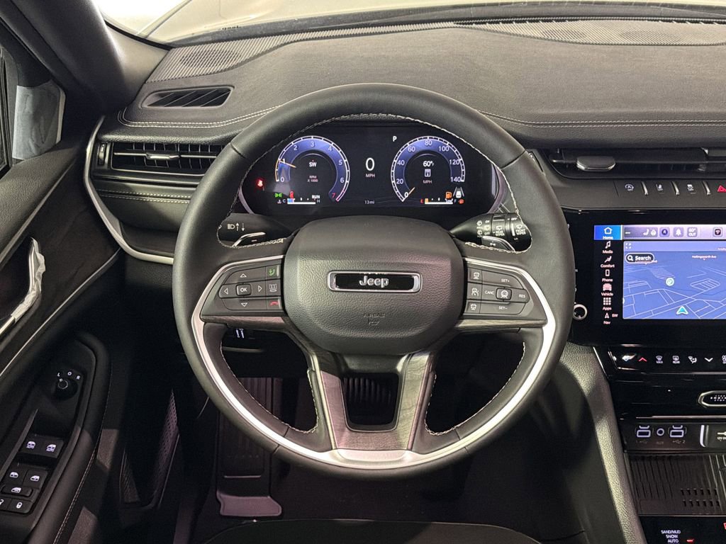 New 2026 Jeep Grand Cherokee Altitude AWD/4WD image 24