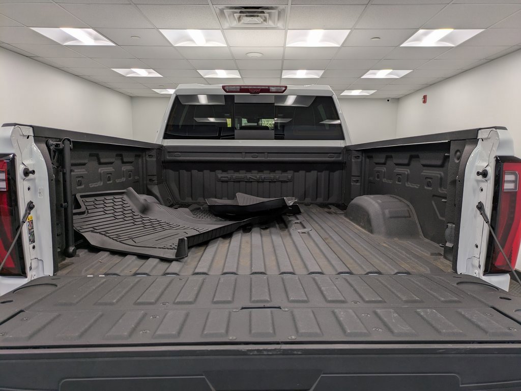 Used 2024 GMC Sierra 3500 Denali Ultimate image 24