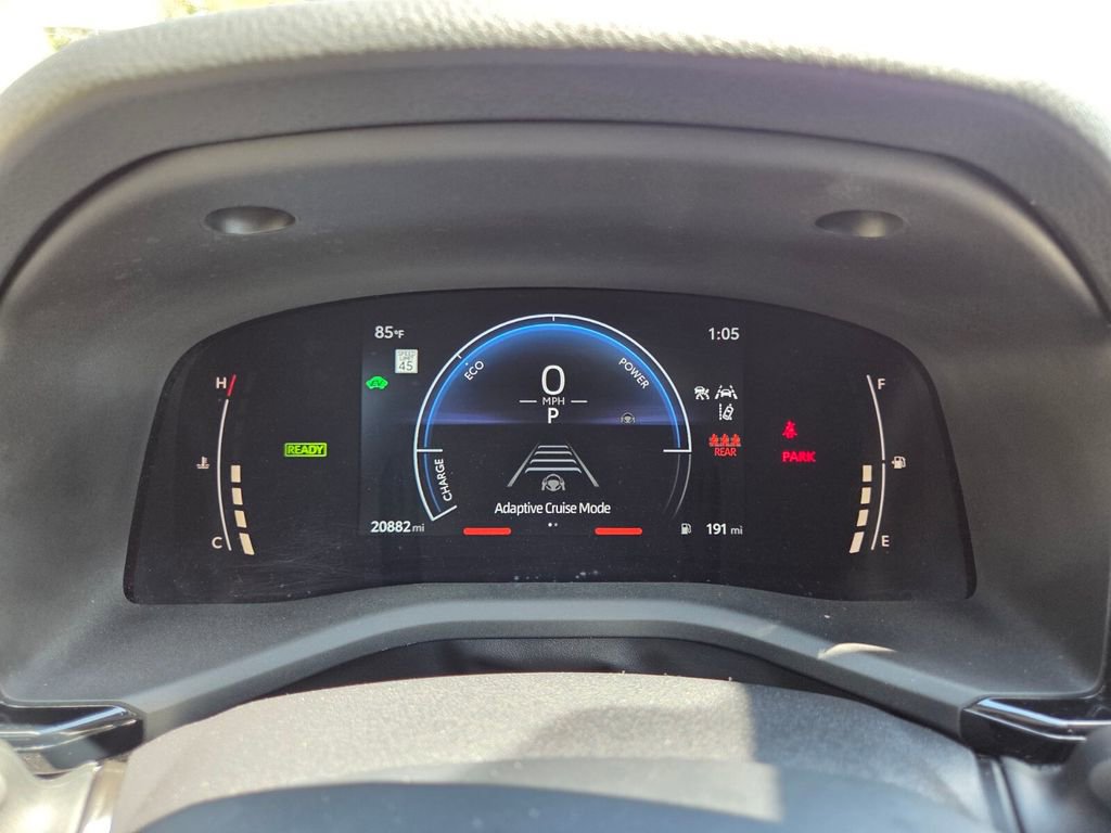 Used 2025 Toyota Camry LE FWD image 28