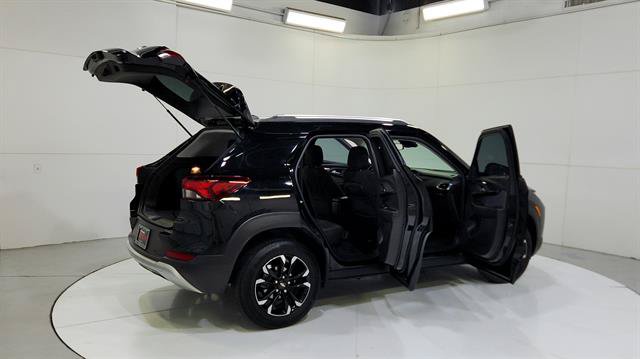 Used 2023 Chevrolet TrailBlazer LT w/ Convenience Package FWD image 32
