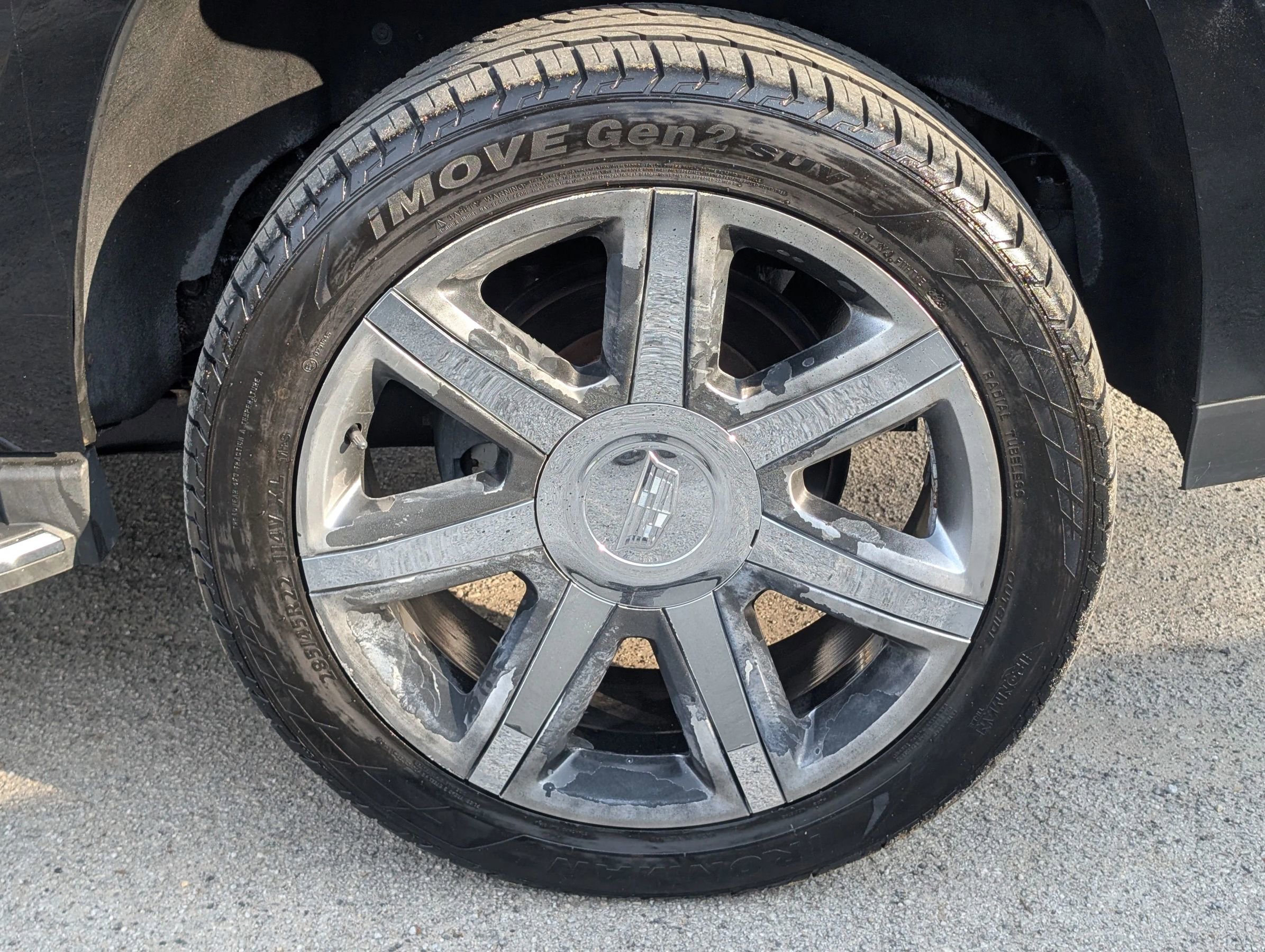 Used 2016 Cadillac Escalade Luxury image 13