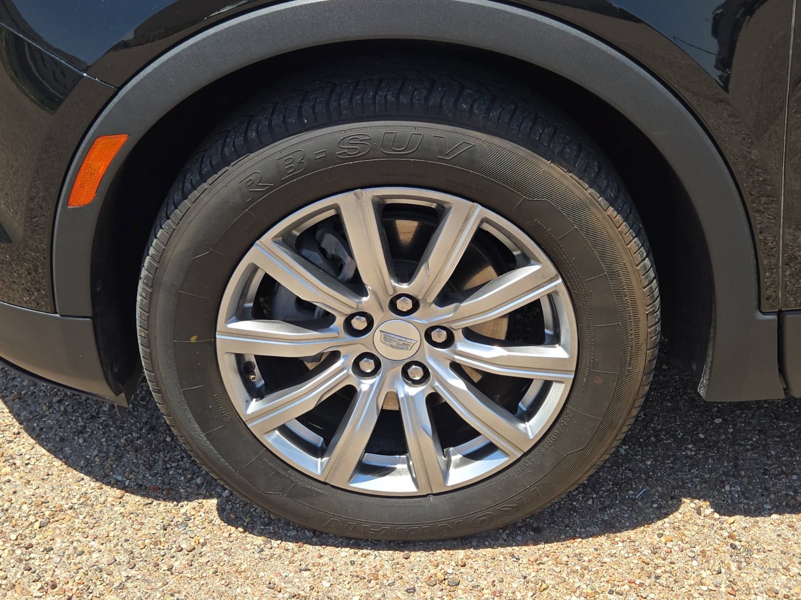 Used 2023 Cadillac XT4 Premium Luxury FWD image 10