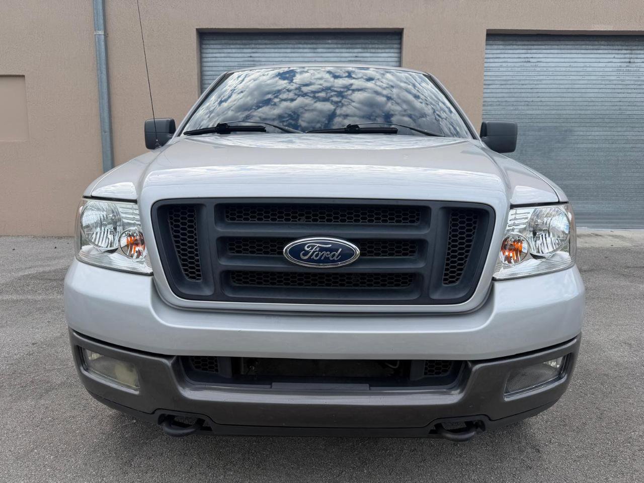 Used 2005 Ford F150 XLT image 8