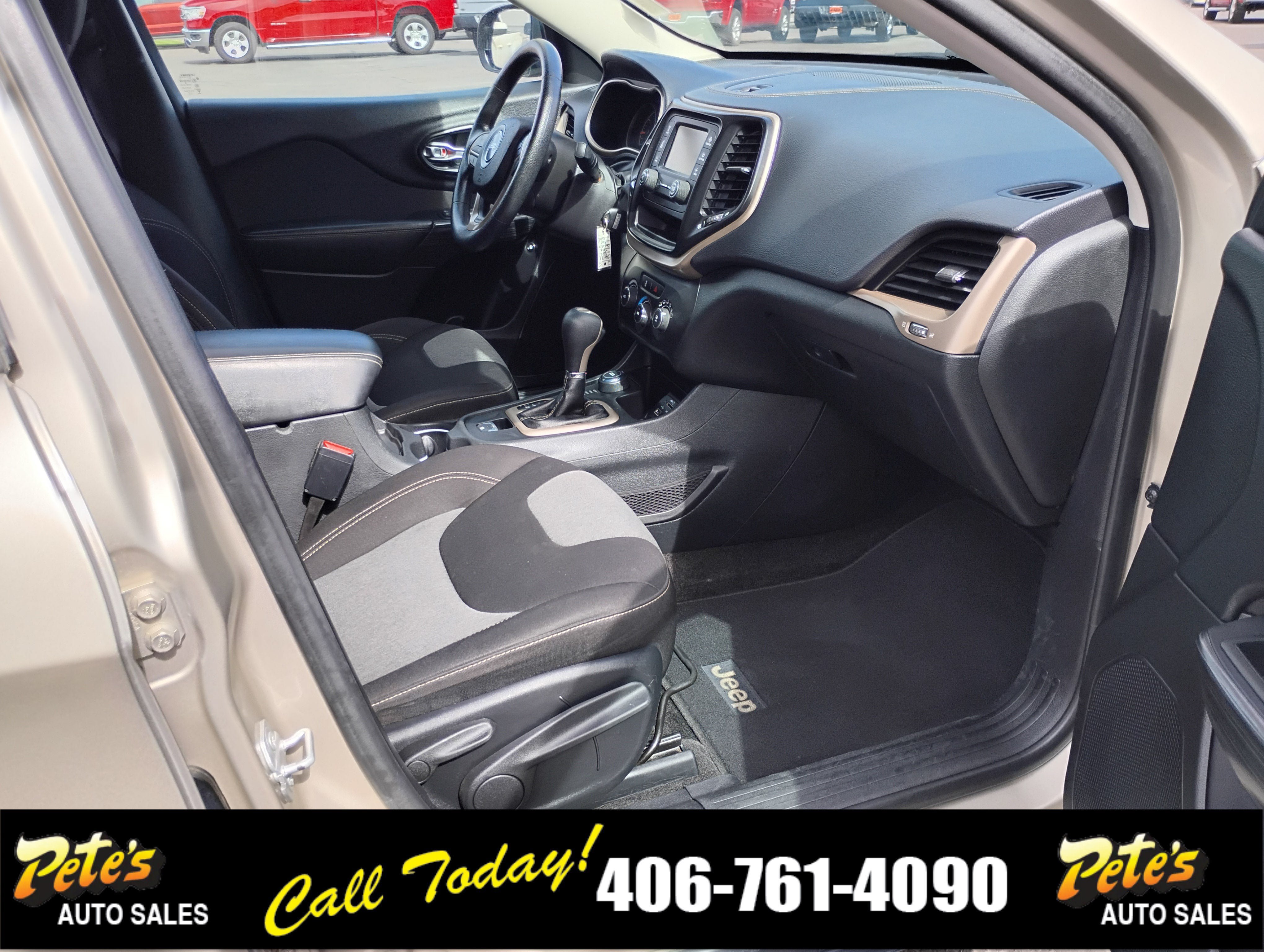 Used 2015 Jeep Cherokee Sport AWD/4WD image 29